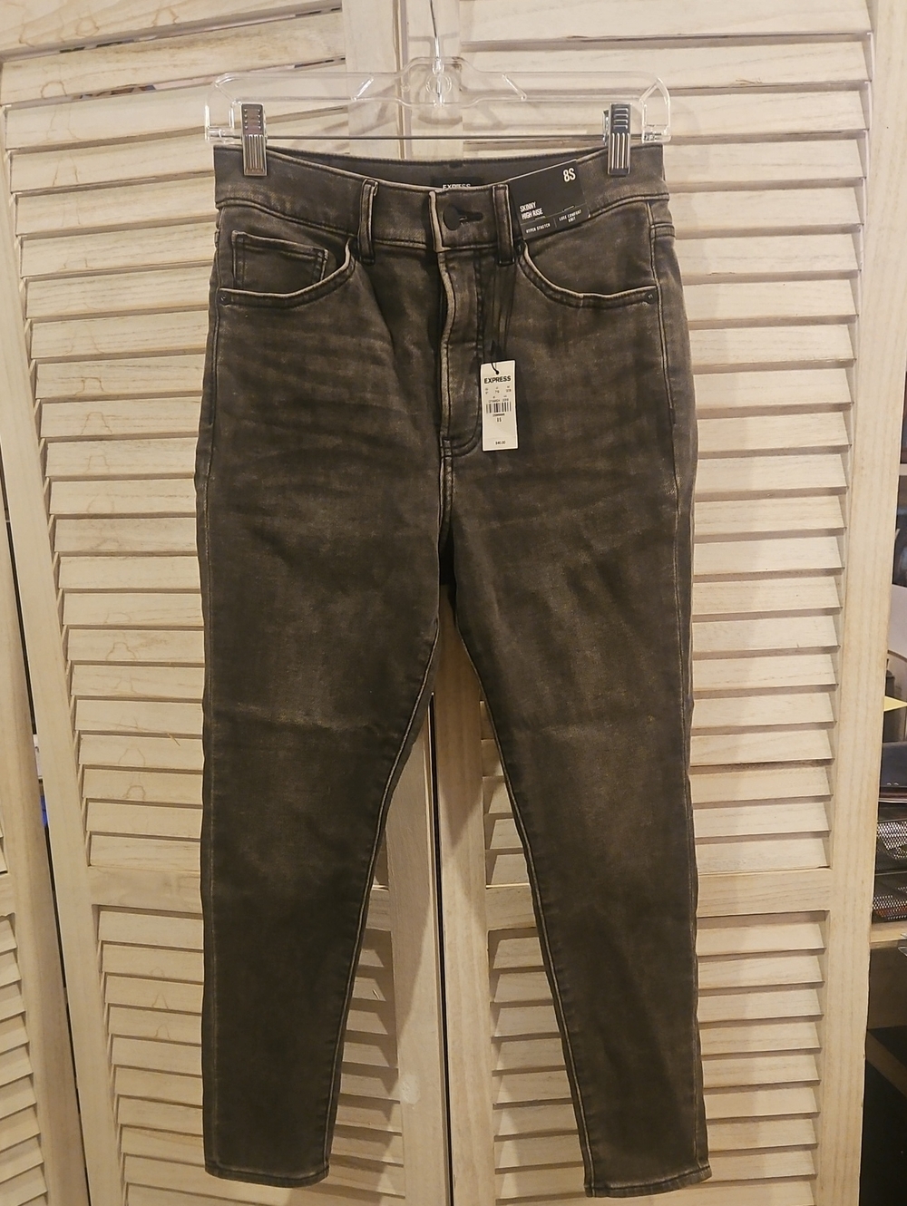 Express Skinny High Rise Jeans in Washed Black, 8S, NWT